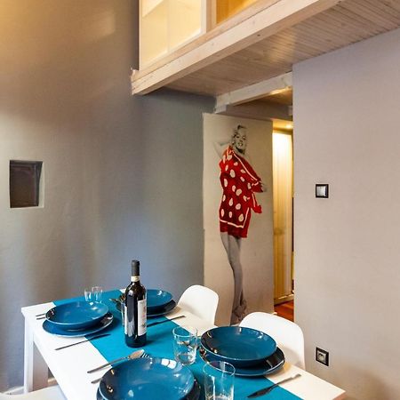 Lilly Apartment Main Train Station Old Town By The Castle Suites Krakow Cracóvia Exterior foto