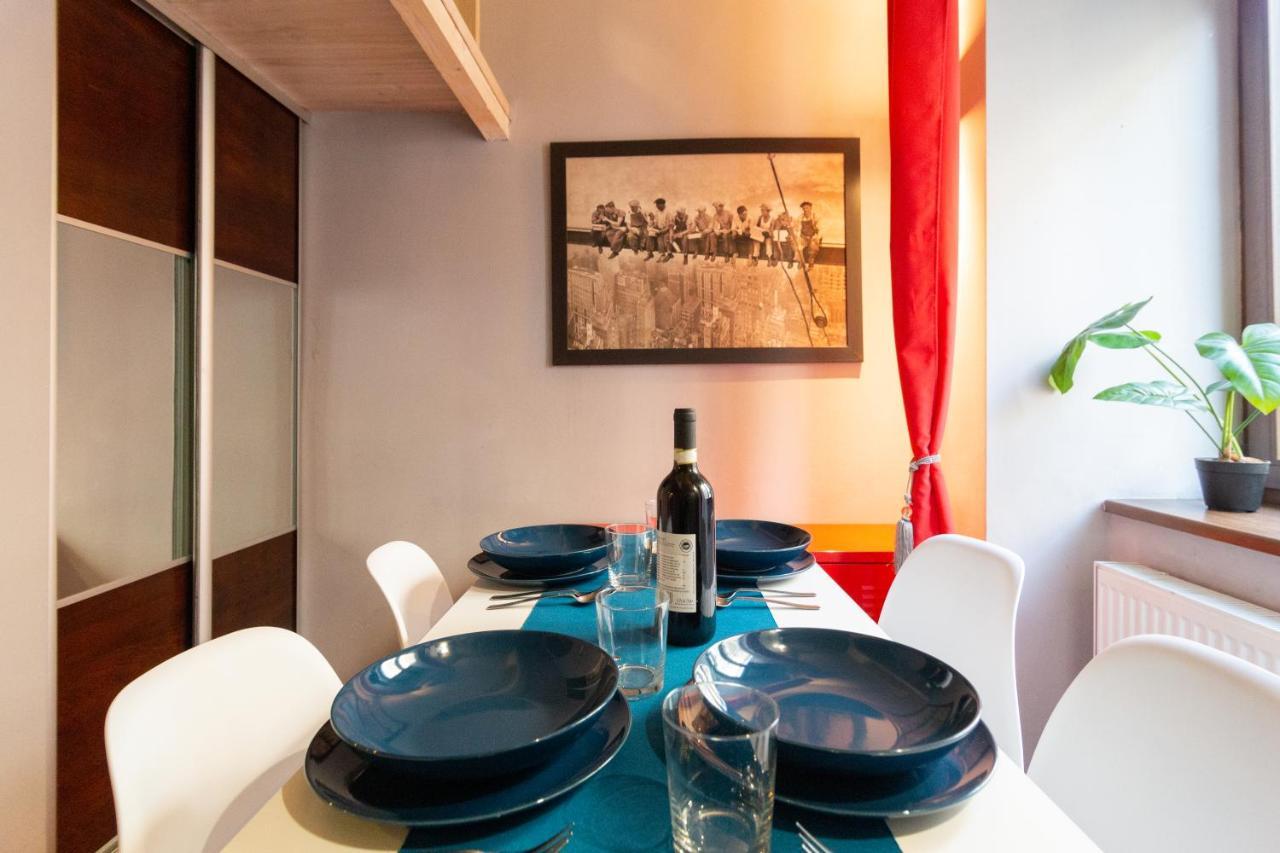 Lilly Apartment Main Train Station Old Town By The Castle Suites Krakow Cracóvia Exterior foto