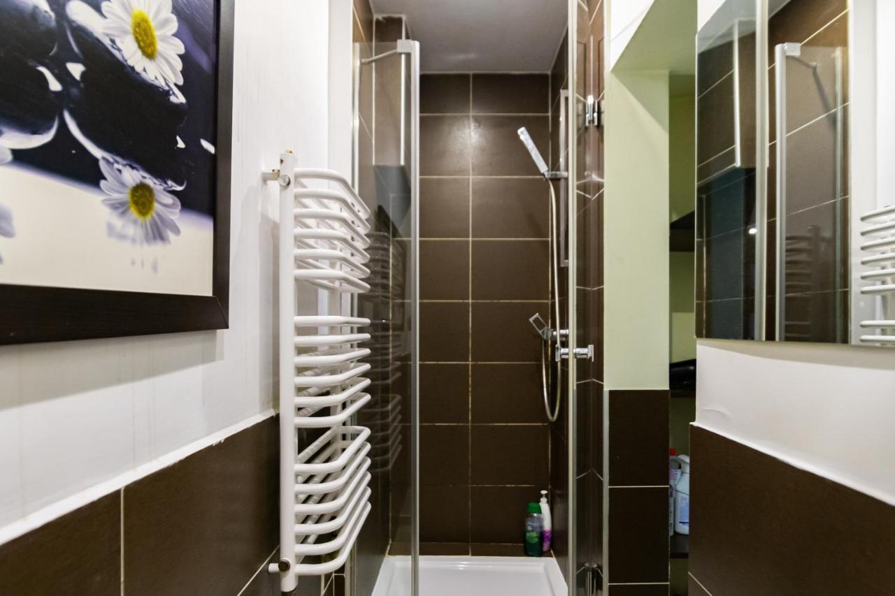 Lilly Apartment Main Train Station Old Town By The Castle Suites Krakow Cracóvia Exterior foto